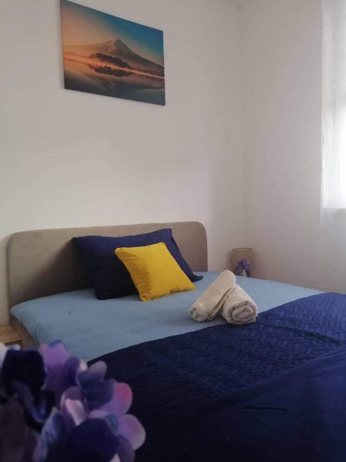 Apartman Natali*** Apartamento Varaždin Exterior foto